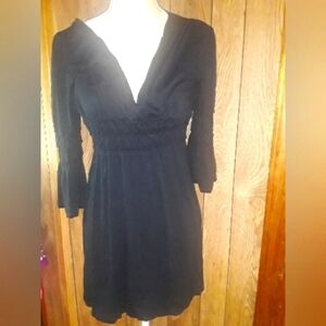 Womans Medium Sized V neck Lonsleeved Black Loose Fit Airy Dress Bojo Style